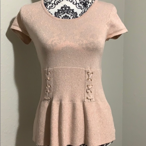 Candie's Tops - Like New Candies sparkle pink shirt sleeve top